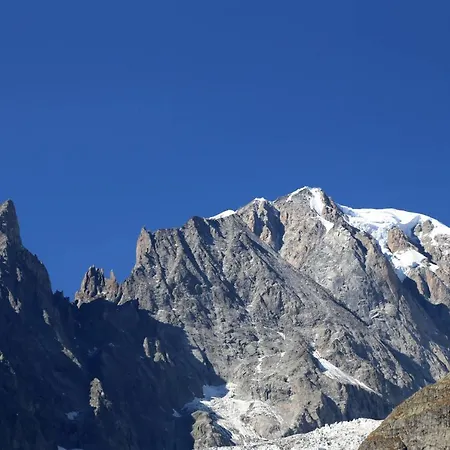 Maison Alize Vista Monte Bianco Lägenhet Courmayeur
